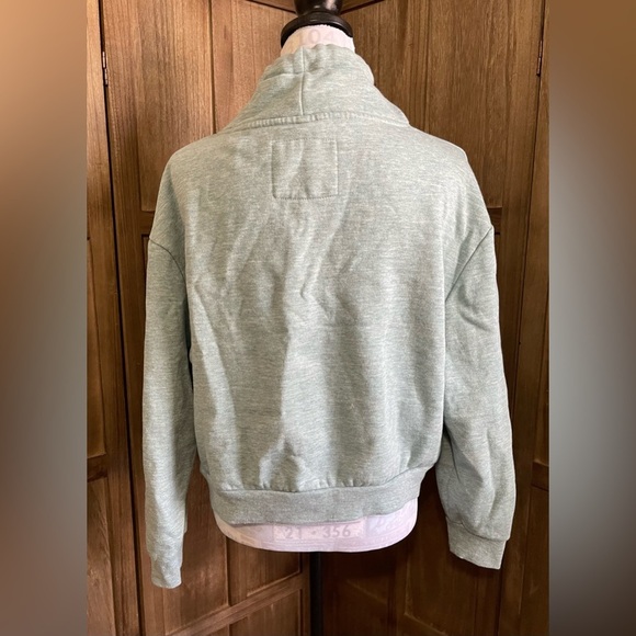 Women’s EUC Mock Turtleneck Mint Green Sweatshirt. - Picture 3 of 5
